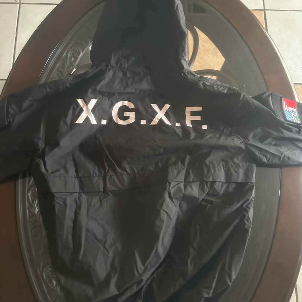 Jacket - Picture 2 of 4